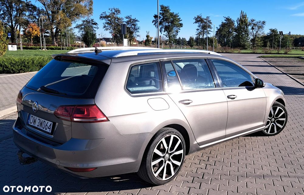 Volkswagen Golf 2.0 TDI BlueMotion Technology Highline - 4