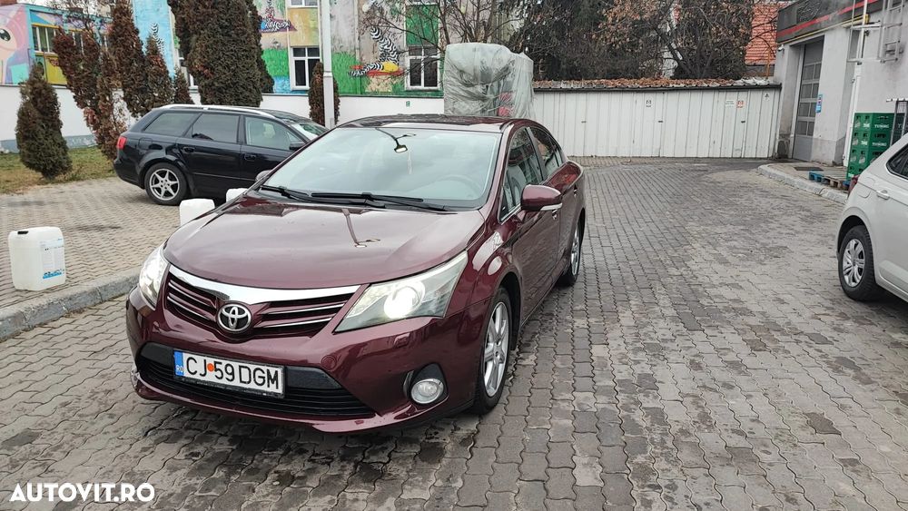 Toyota Avensis - 7