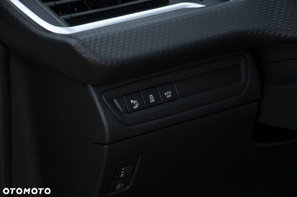 Peugeot 208 PureTech 110 Stop & Start Tech Edition - 33