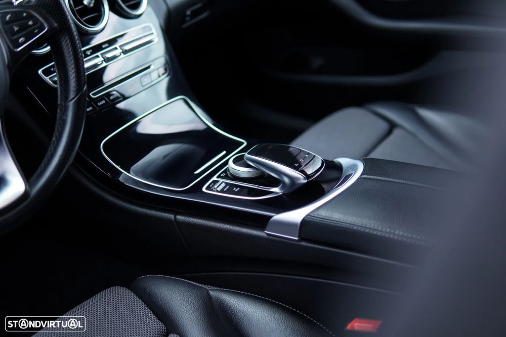 Mercedes-Benz C 300 BlueTEC Hybrid Avantgarde + - 35