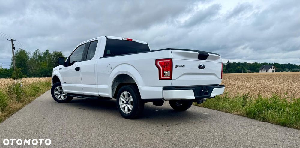 Ford F150 - 4