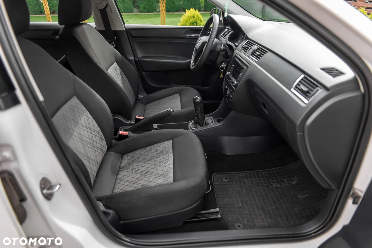 Seat Toledo 1.2 TSI Reference - 23