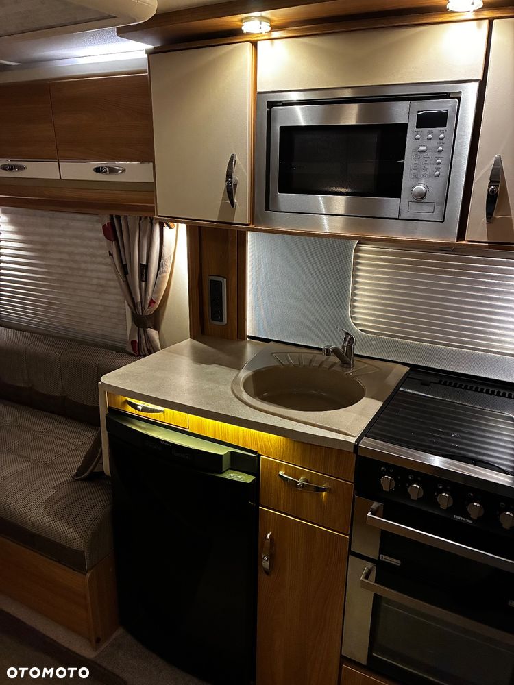 SWIFT Challenger 480 SE - 11