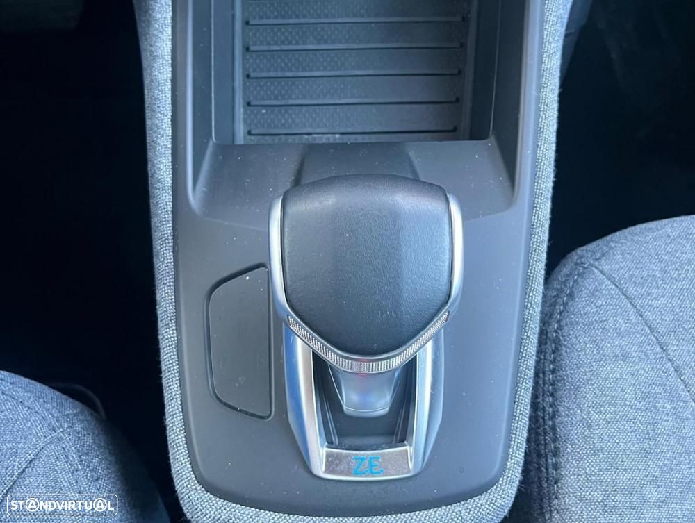 Renault Zoe (c/ Bateria) 41 kwh Life c/ LIMITED Pack - 15