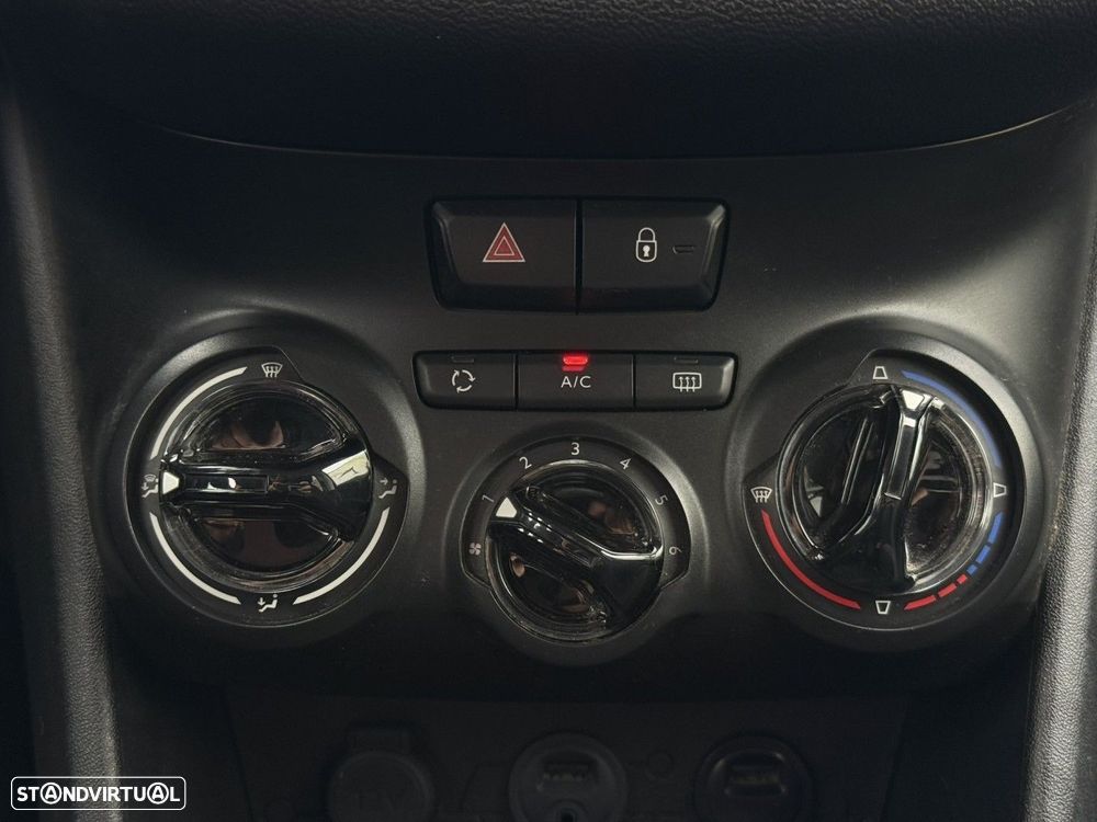 Peugeot 208 1.4 VTi Active - 12