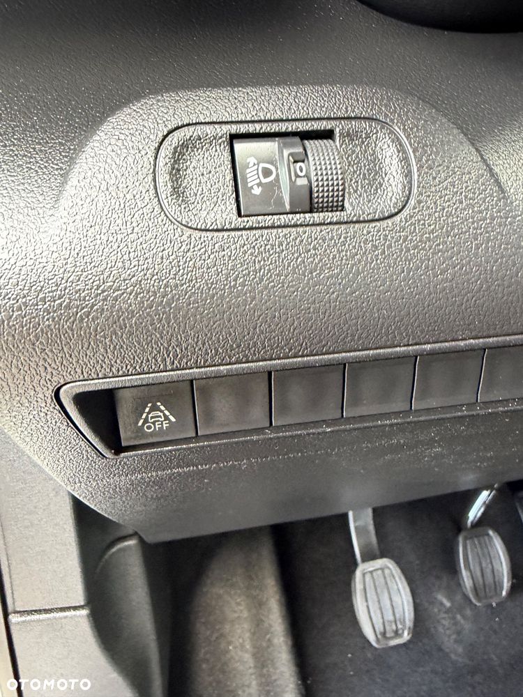 Toyota Proace City Verso 1.5 D-4D Business - 30