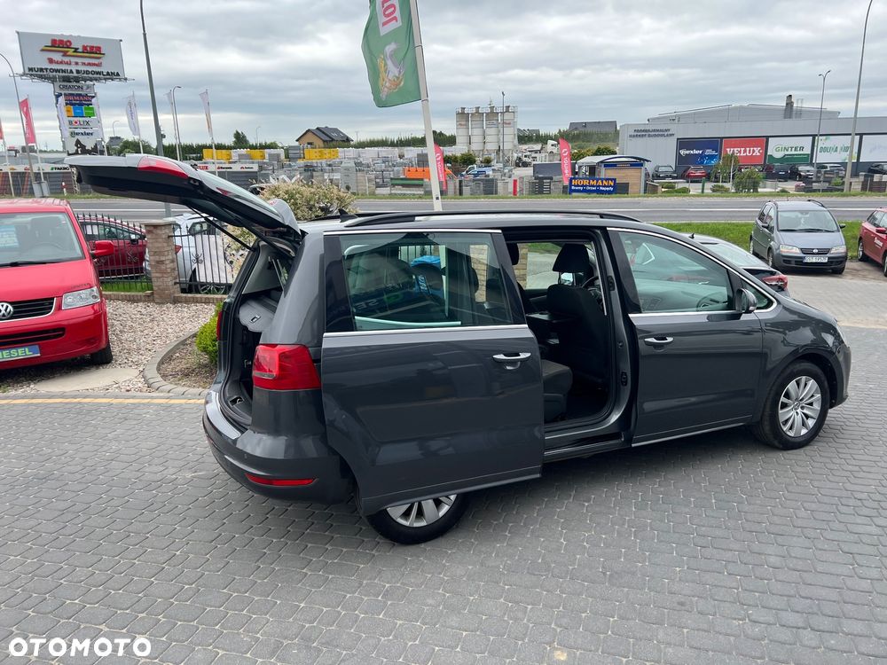 Volkswagen Sharan 2.0 TDI Comfortline - 39