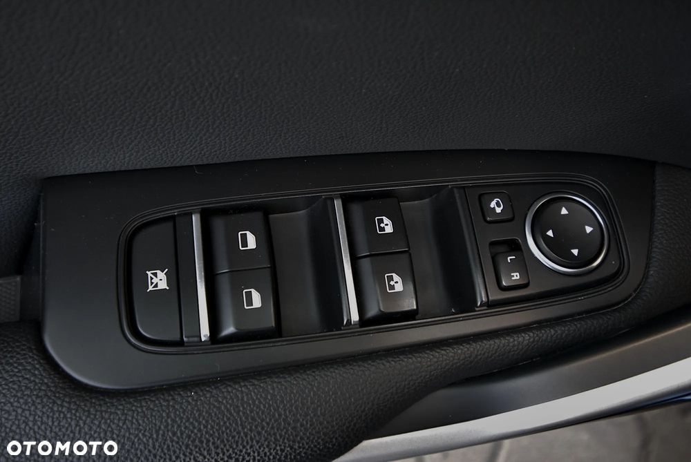 Kia Ceed - 24