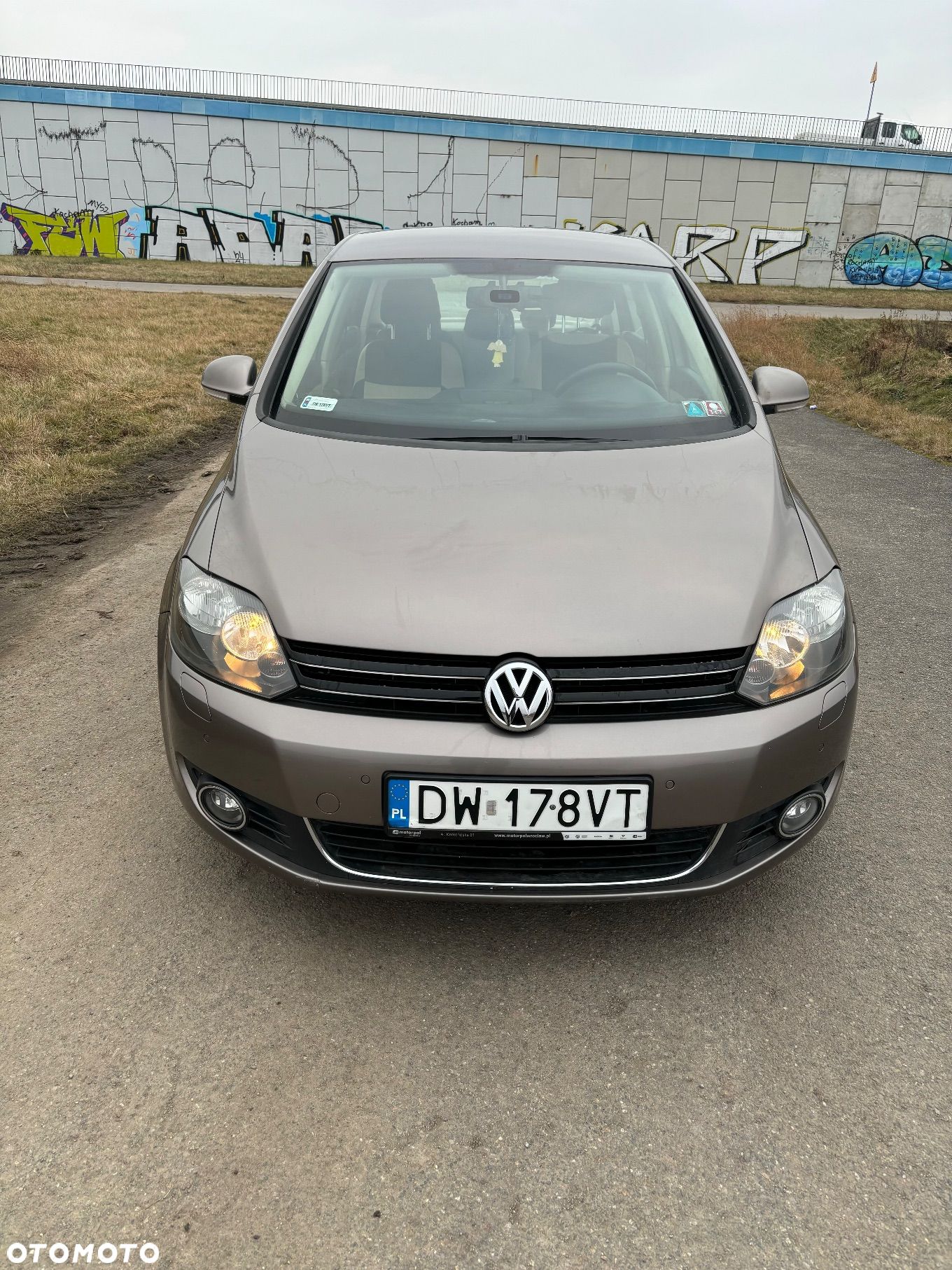 Volkswagen Golf 2.0 TDI DPF MATCH - 1