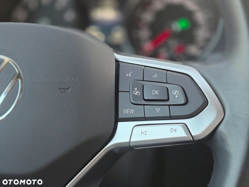 Volkswagen Passat 2.0 TSI Business DSG - 23