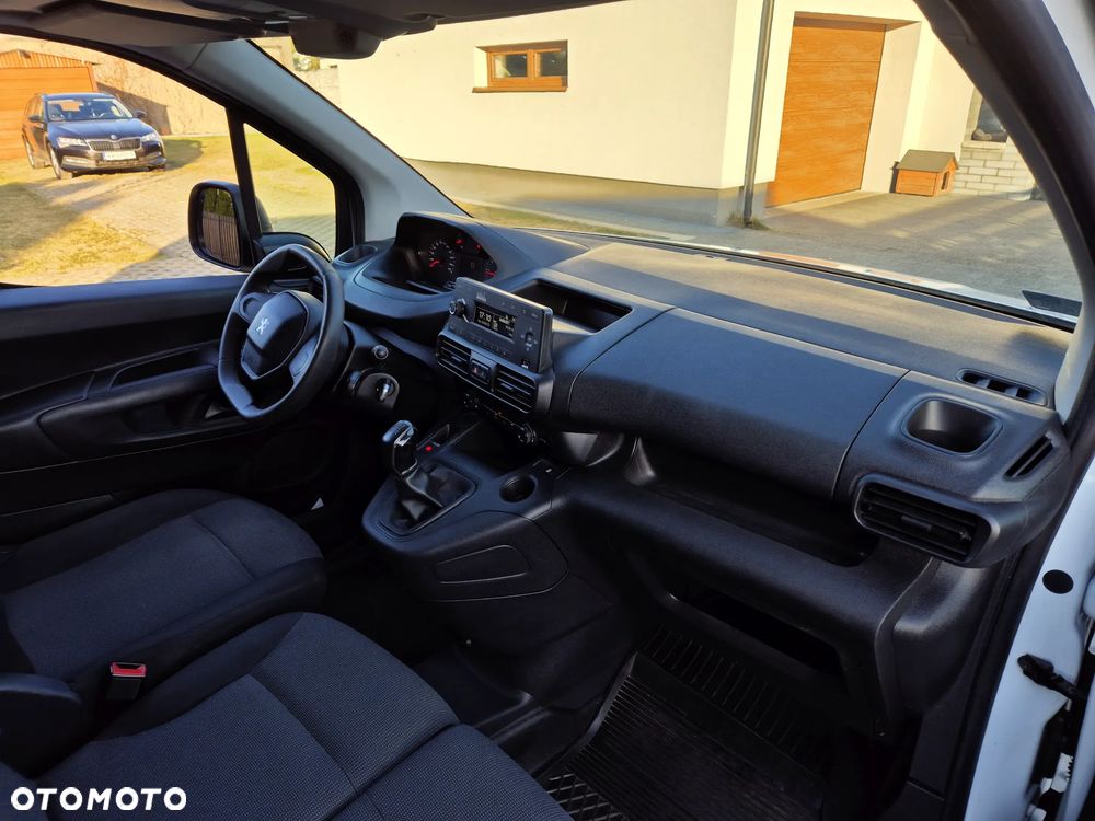 Peugeot Partner - 8