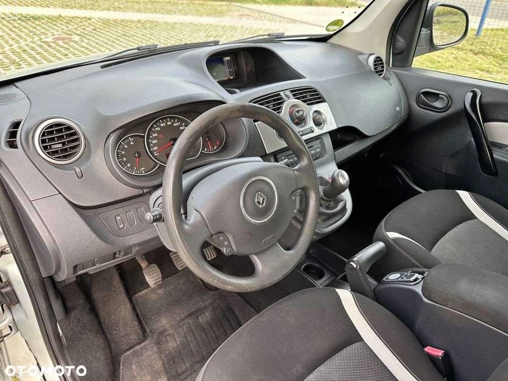 Renault Kangoo 1.6 16V Privilege - 14