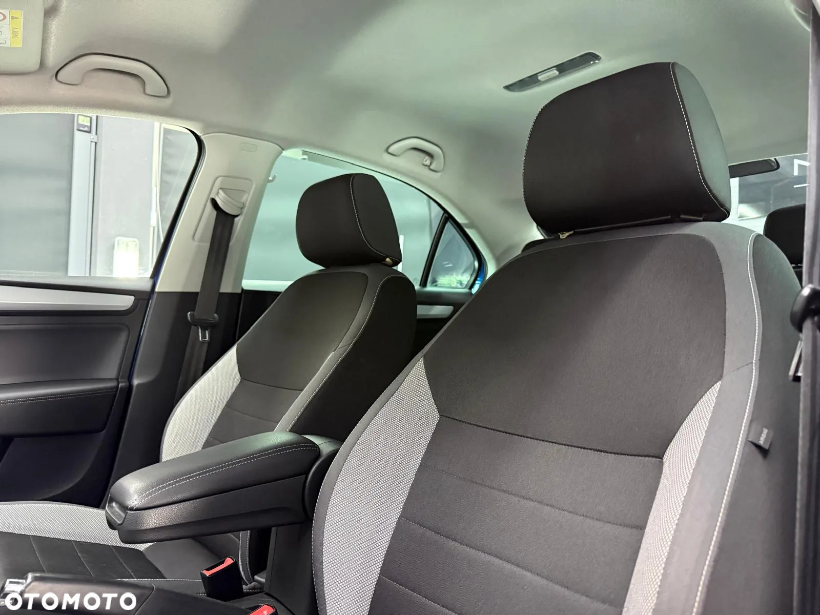 Skoda RAPID 1.0 TSI Ambition - 19
