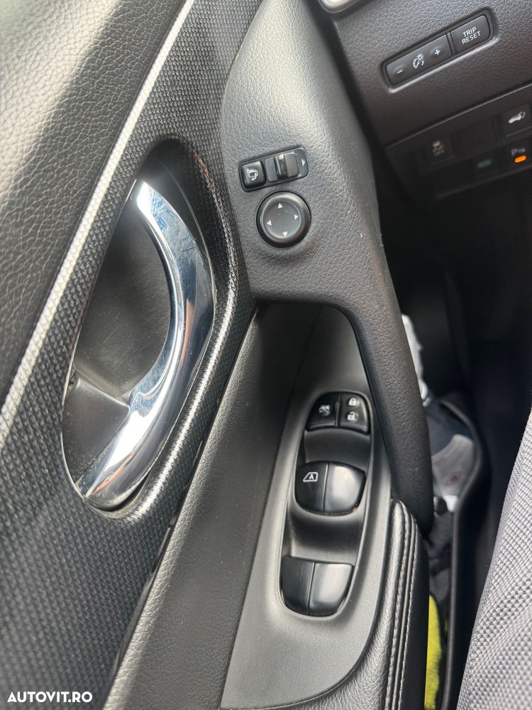 Nissan X-Trail 1.6L dCI Start/Stop XTRONIC Tekna Aut. - 6