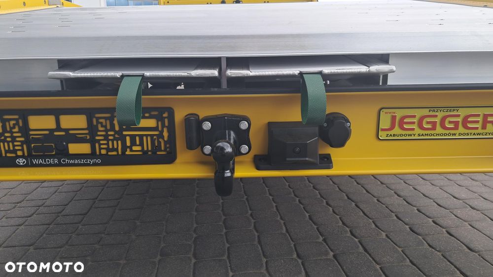 Toyota Proacemax - 7