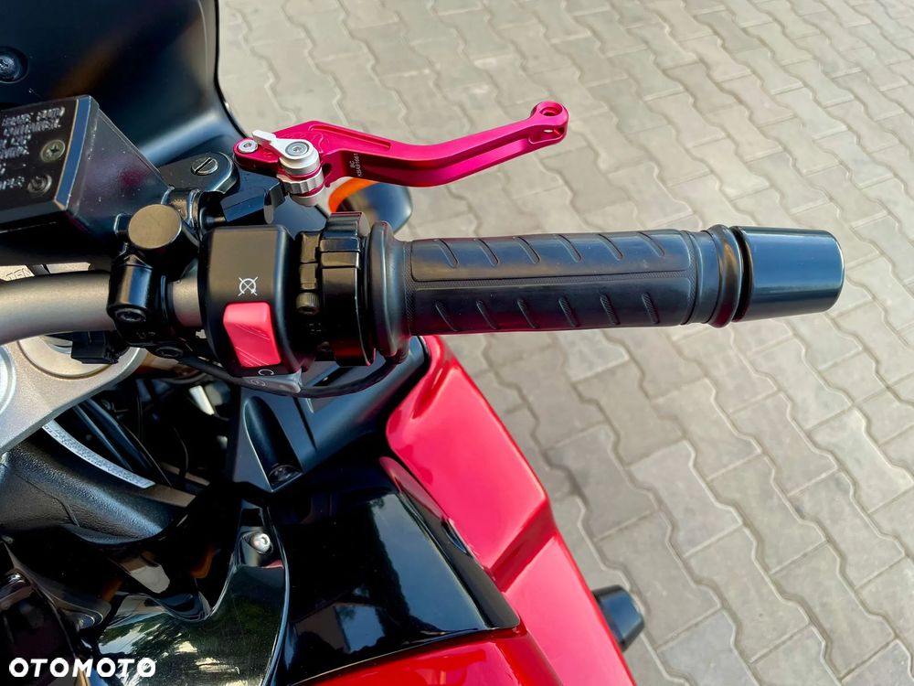 Yamaha FZ - 18