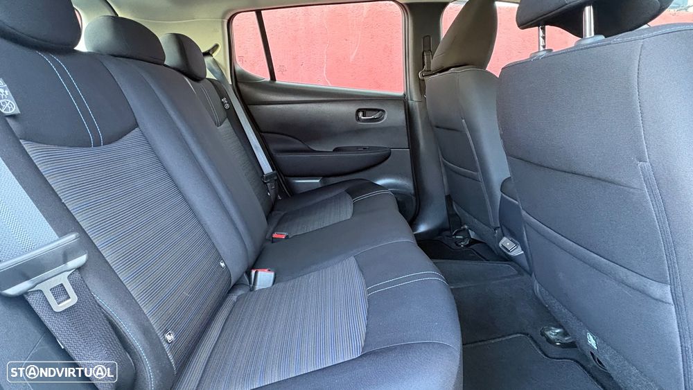 Nissan Leaf N-Connecta - 10