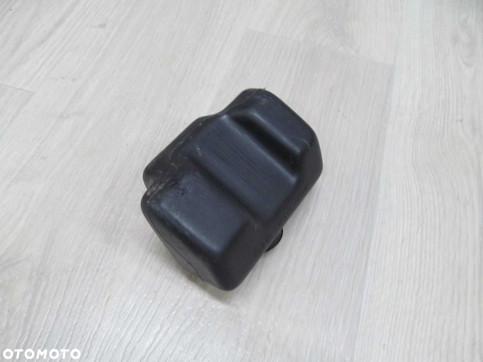 DAIHATSU HIJET 1.3 REZONATOR POWIETRZA 87Z03 - 3