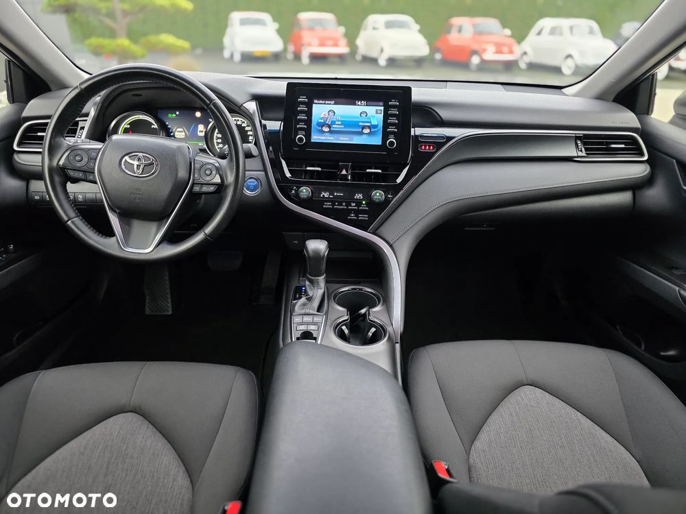Toyota Camry 2.5 Hybrid Comfort CVT - 21