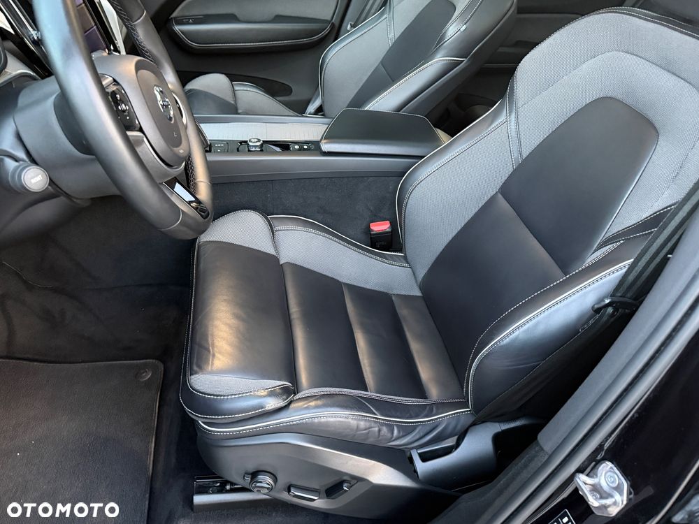 Volvo XC 60 B4 D Geartronic RDesign - 24