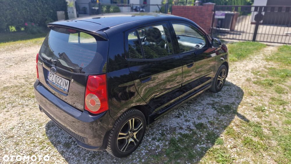 Kia Picanto - 2