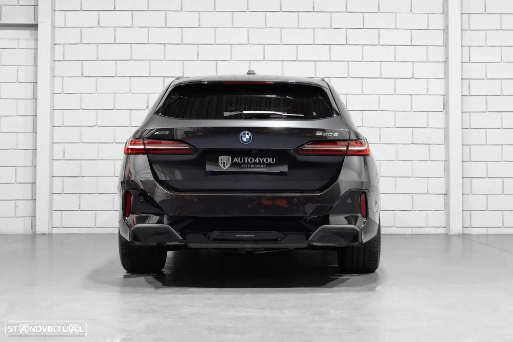 BMW 530 e xDrive Pack Desportivo M Pro - 56