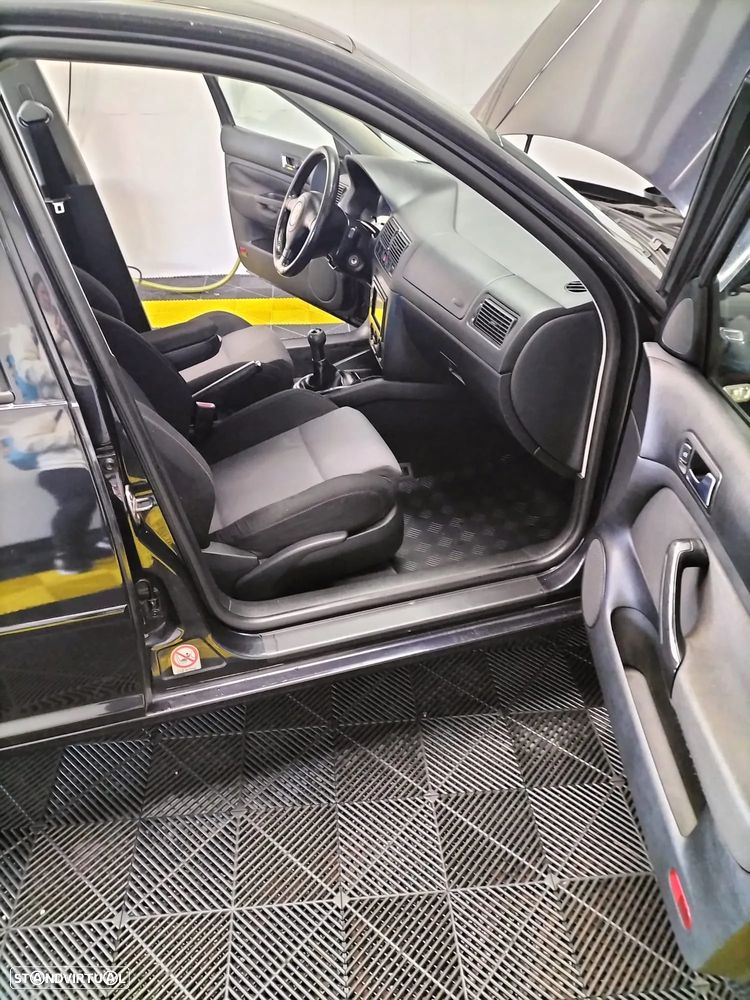 VW Golf 1.9 TDi Confortline AC - 7