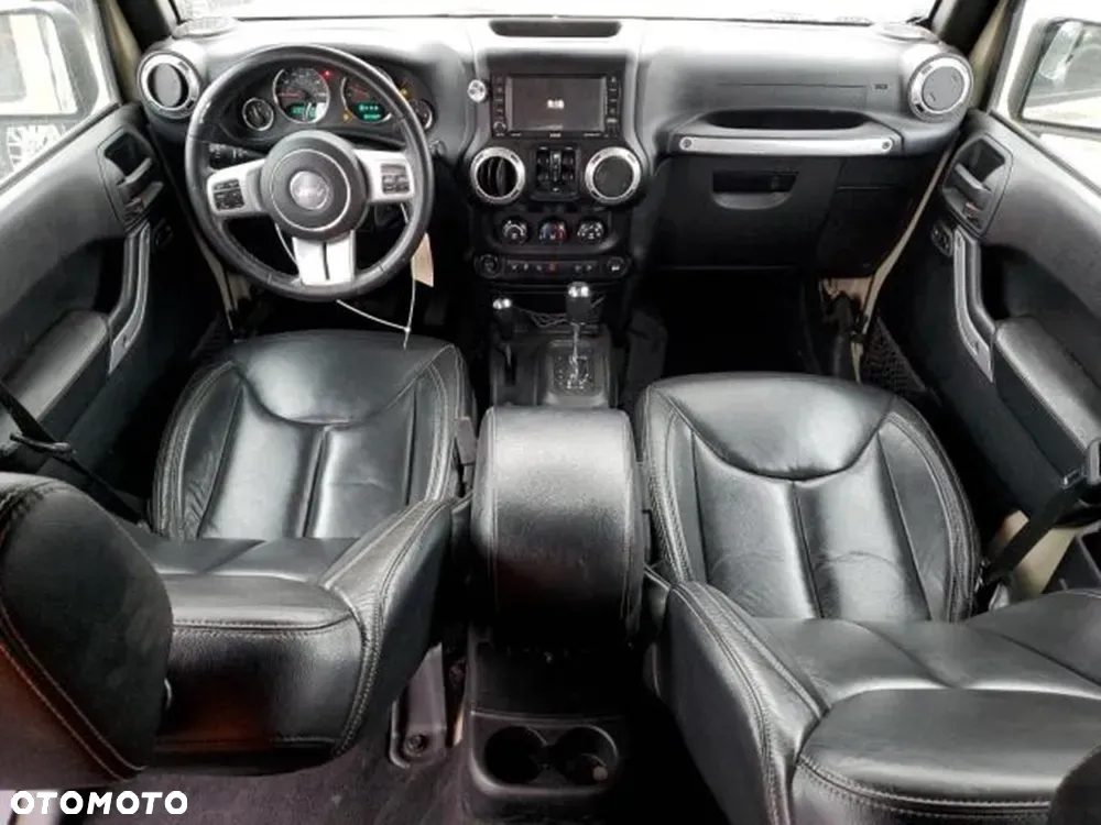 Jeep Wrangler 3.6 Unlim Sahara - 7