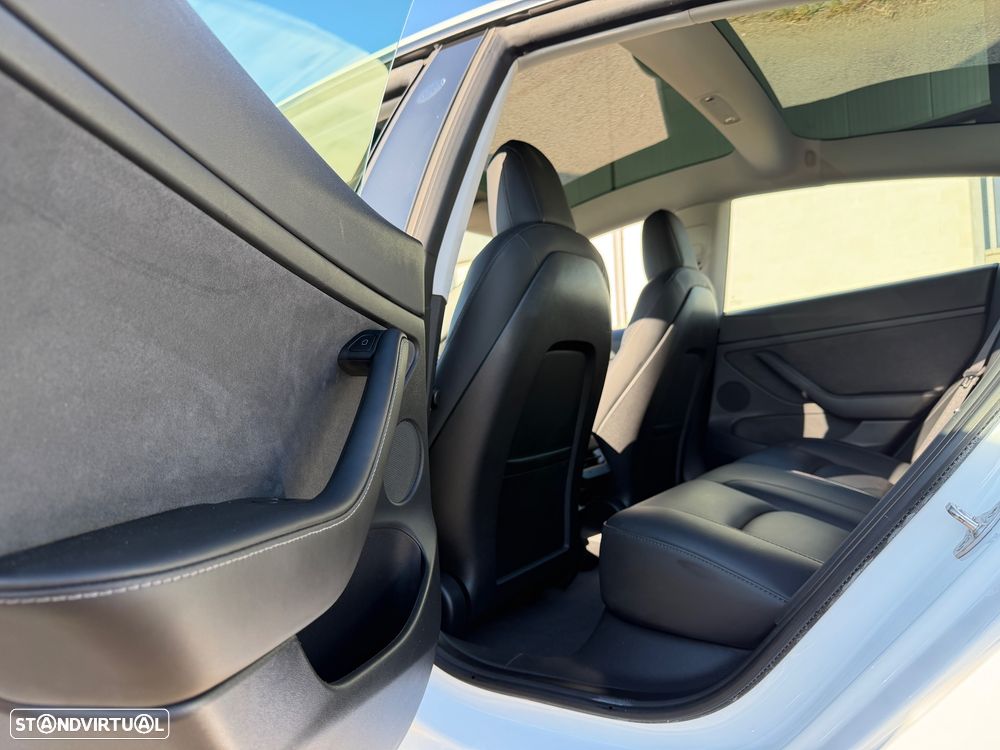 Tesla Model 3 Standard Range Plus RWD - 31