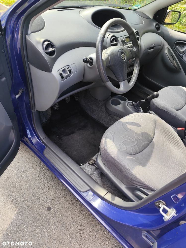 Toyota Yaris 1.0 Luna - 6