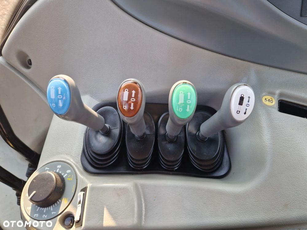 Valtra N103.4 HITECH - 11