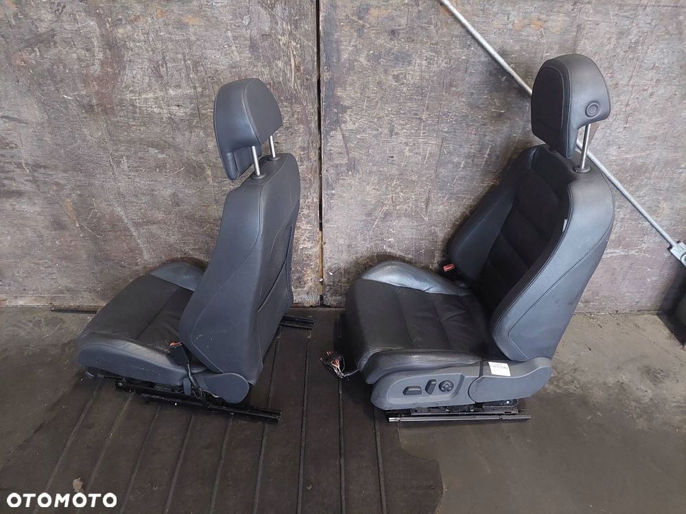 FOTELE KOMPLET LEWY PRAWY KANAPA TYŁ + BOCZKI VOLKSWAGEN GOLF V GTI SKÓRA - 2