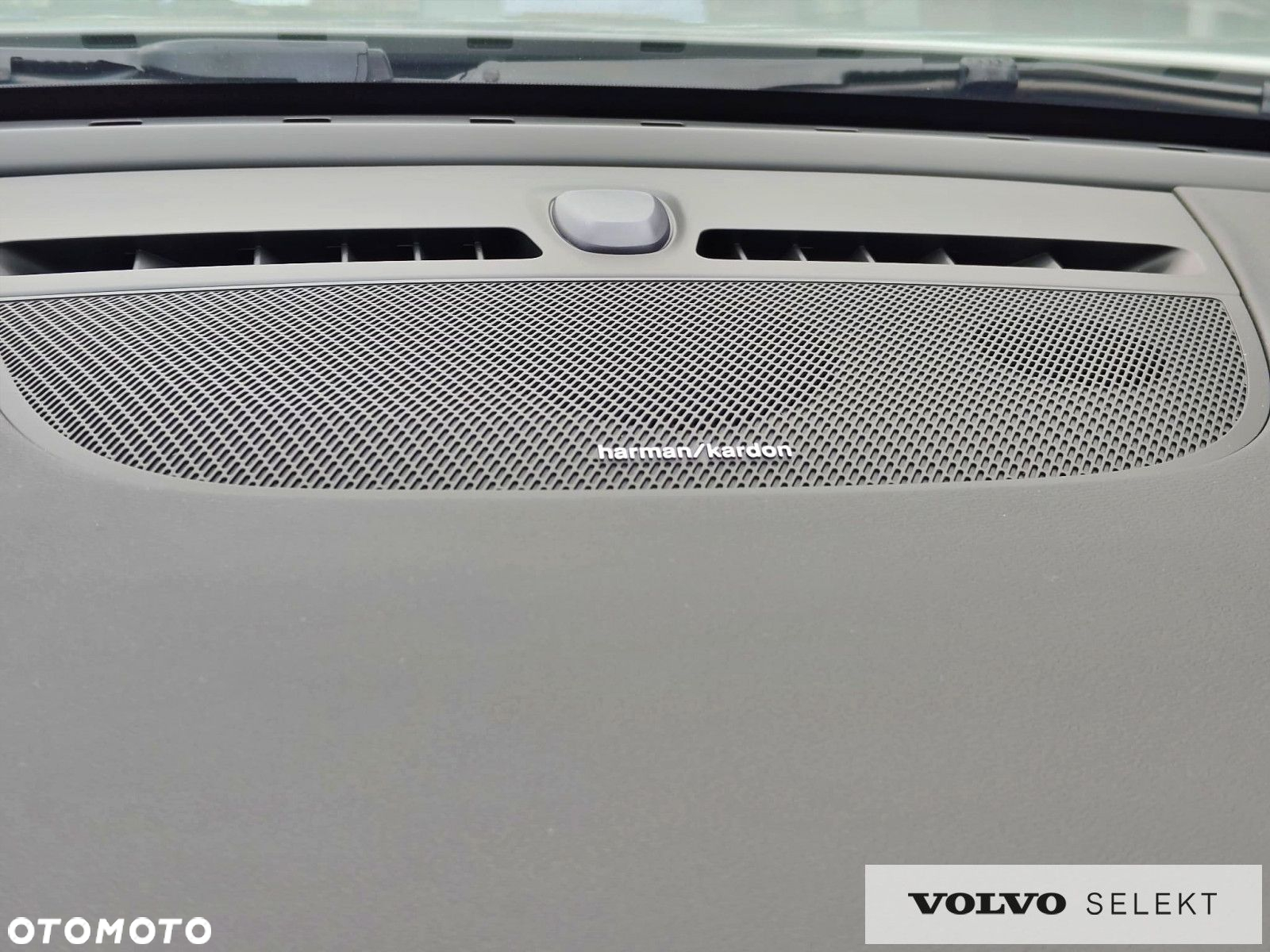 Volvo XC 40 - 33
