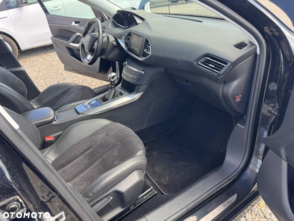 Peugeot 308 e-HDi 115 Stop & Start Niveau 2 Business-Line - 16