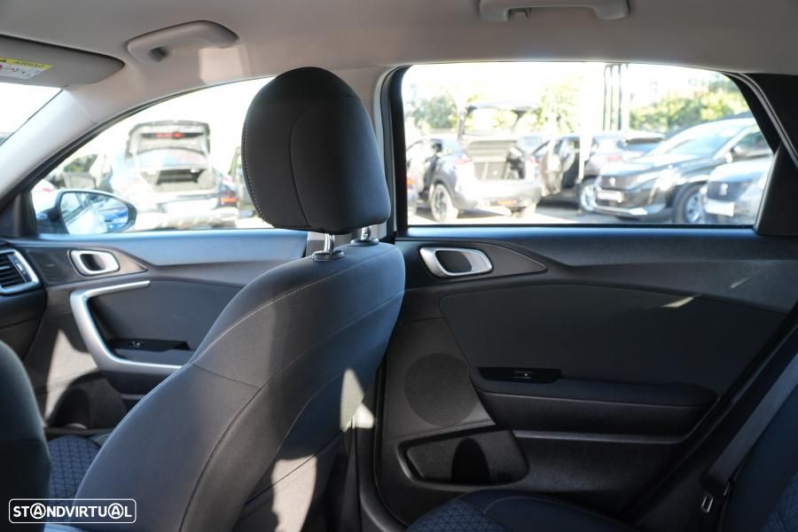 Kia Ceed 1.0 T-GDI Urban - 6