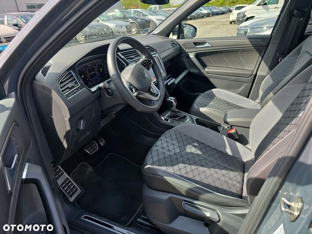Volkswagen Tiguan - 5