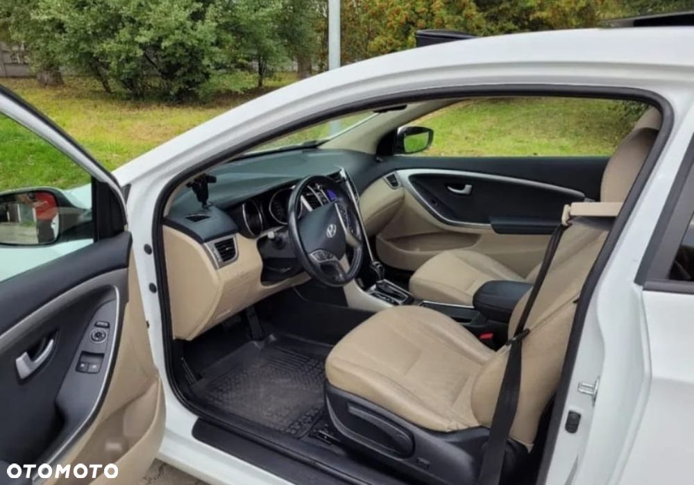 Hyundai i30 1.6 GDI BlueDrive Premium DCT - 5