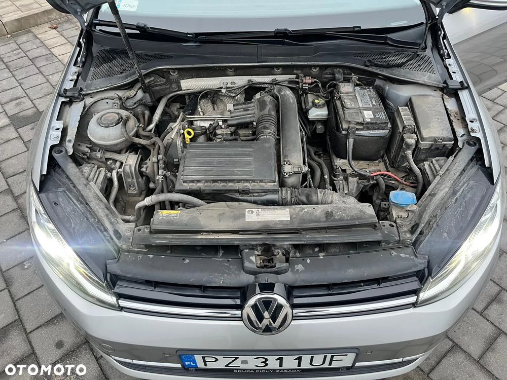 Volkswagen Golf 1.4 TSI BMT Highline DSG - 35