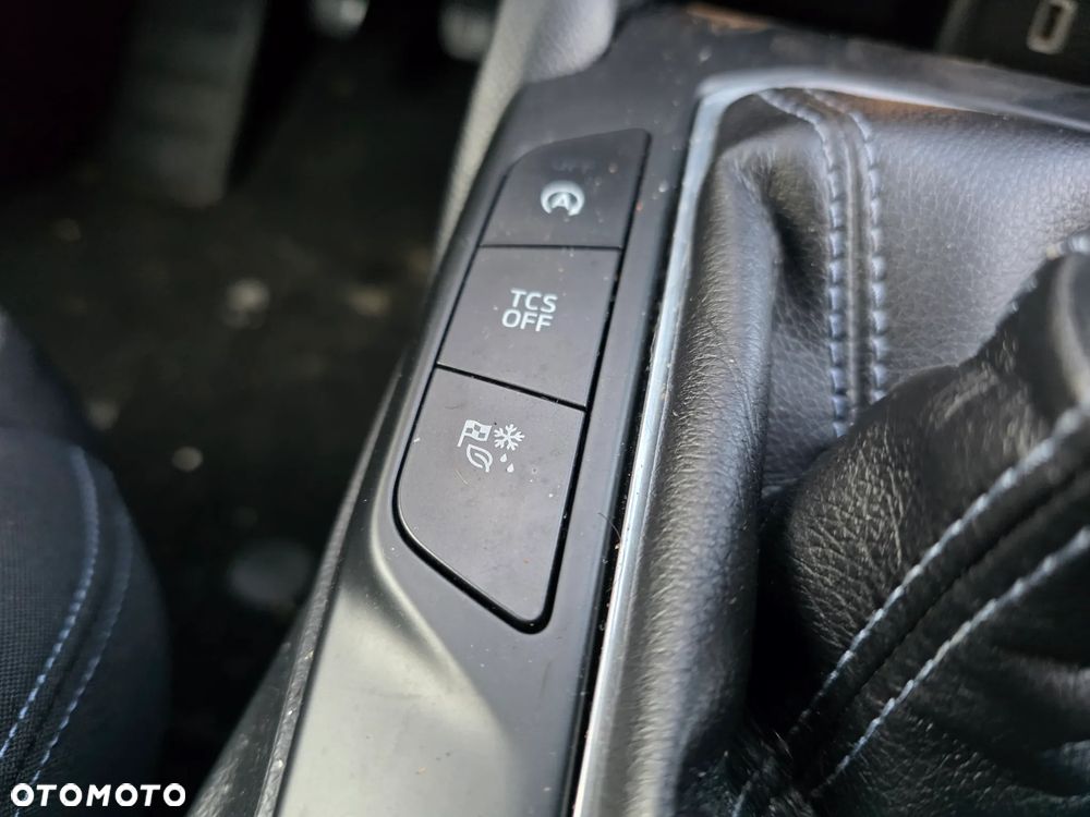 Ford Focus 1.0 EcoBoost Hybrid ACTIVE X - 19