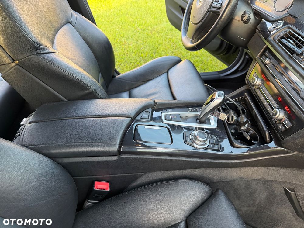 BMW Seria 5 530d Modern Line - 20