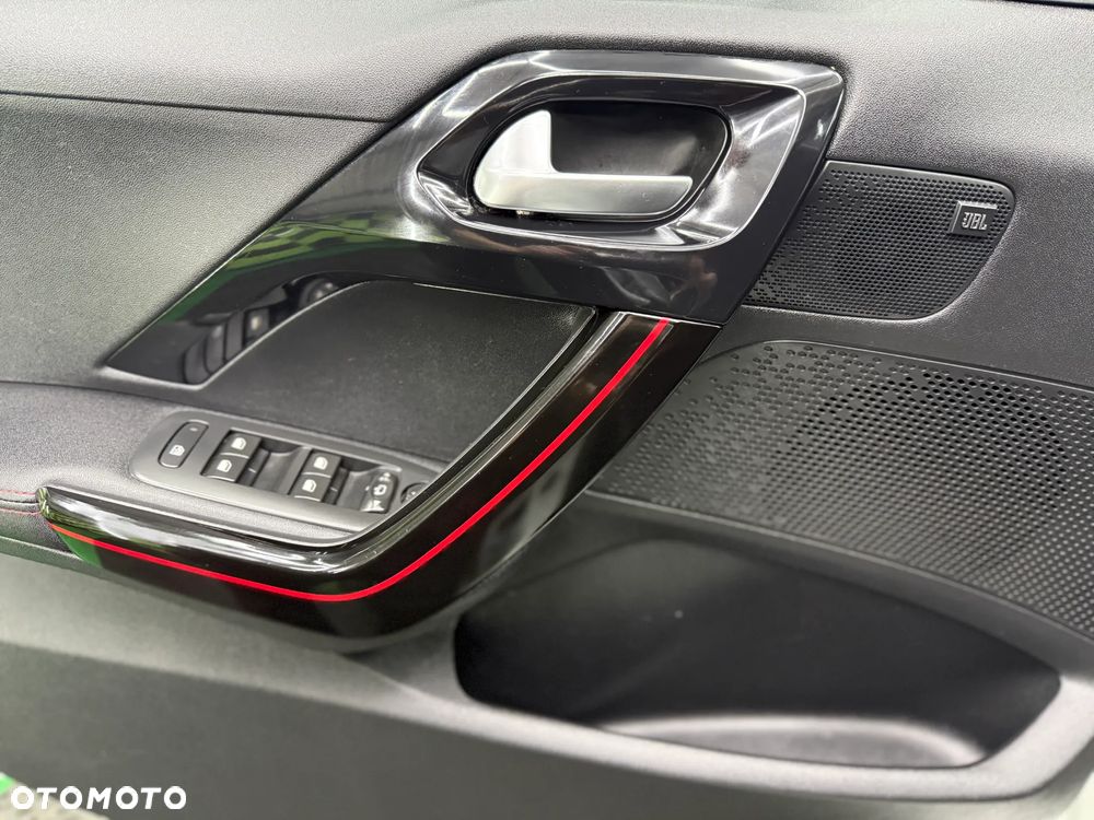 Peugeot 2008 PureTech 130 Stop&Start GT-Line Edition - 16