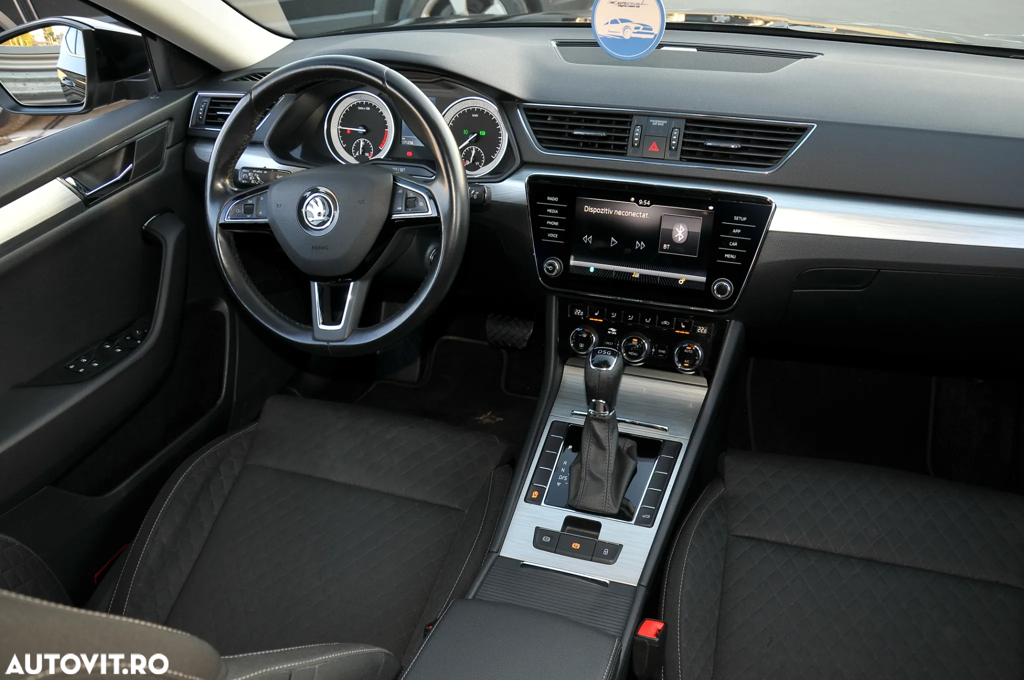 Skoda Superb 2.0 TDI DSG Ambition - 5