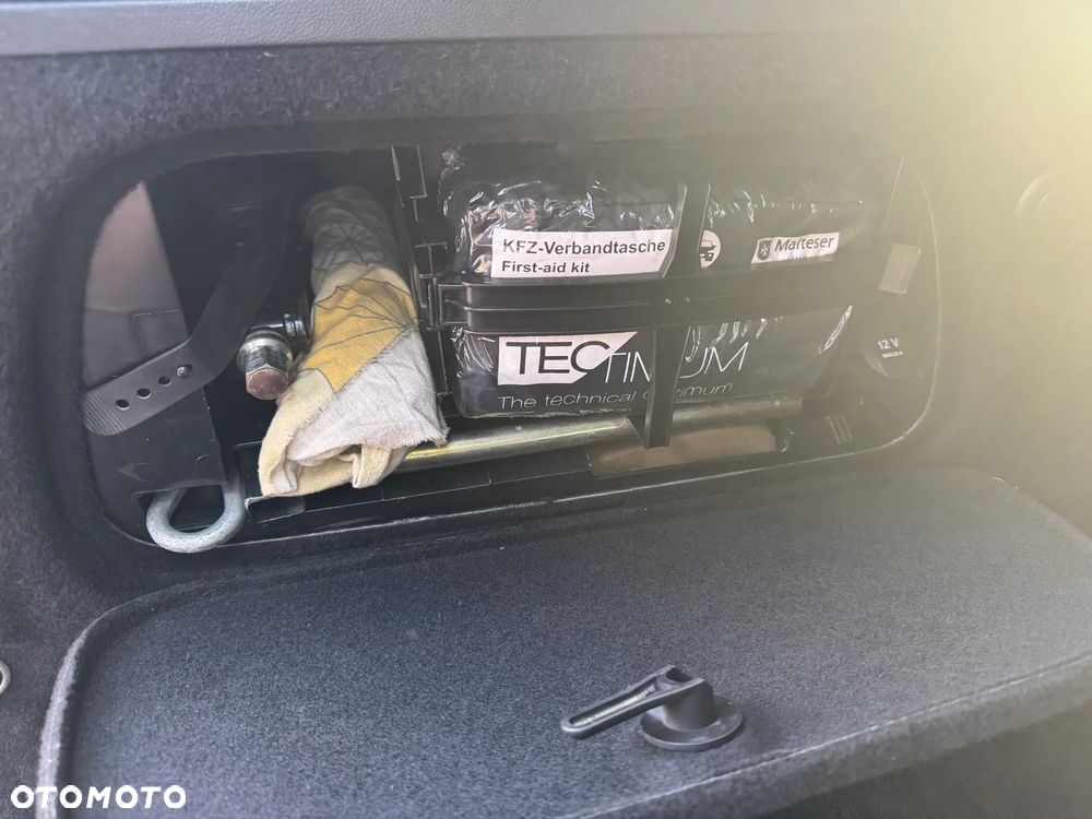 Mercedes-Benz Klasa B - 24