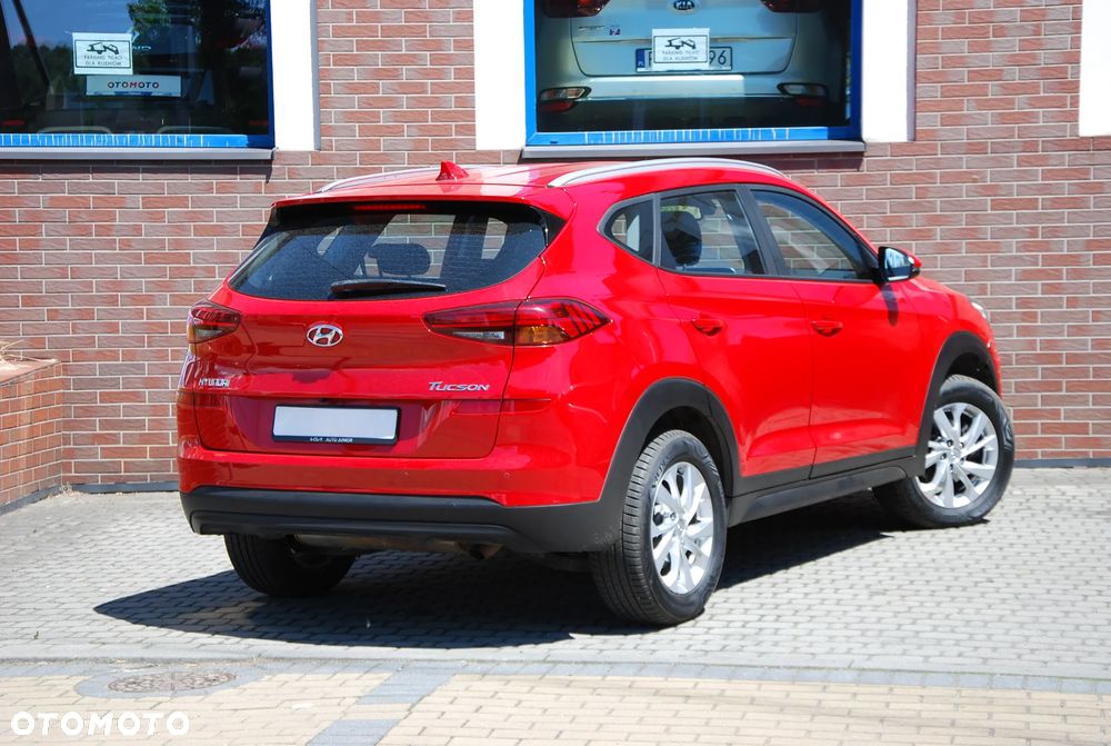 Hyundai Tucson 1.6 GDI BlueDrive Comfort 2WD - 16
