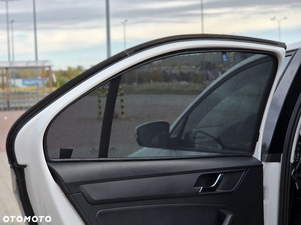 Skoda RAPID 1.4 TDI DPF Ambition - 24