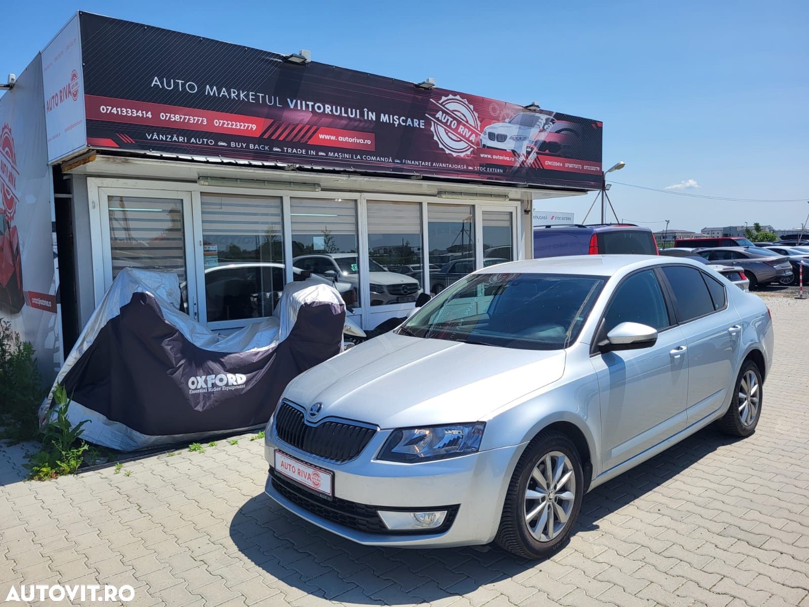 Skoda Octavia 1.6 TDI DSG Ambition - 1