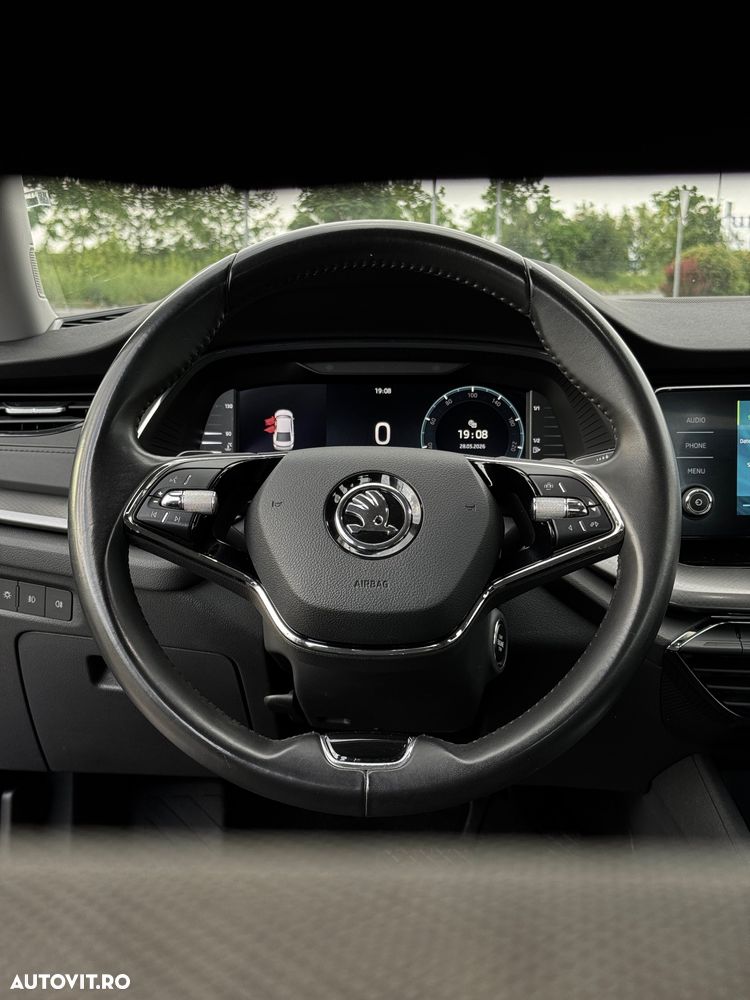 Skoda Octavia 2.0 TDI DSG Style - 13