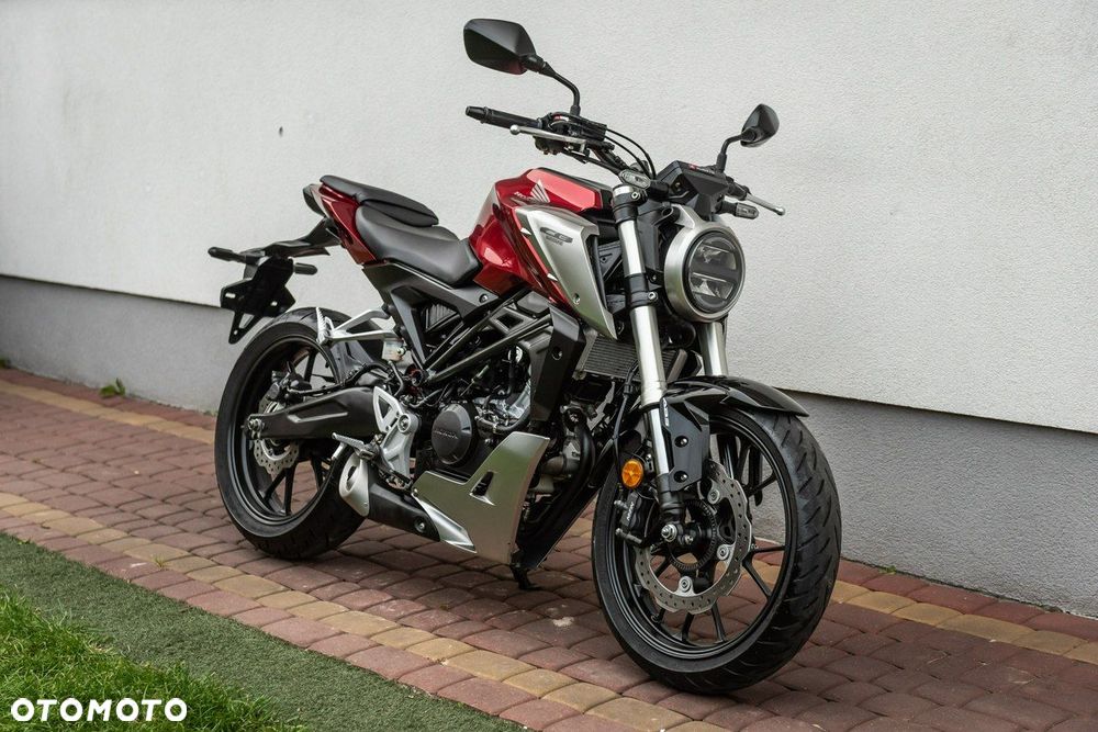 Honda CB - 1