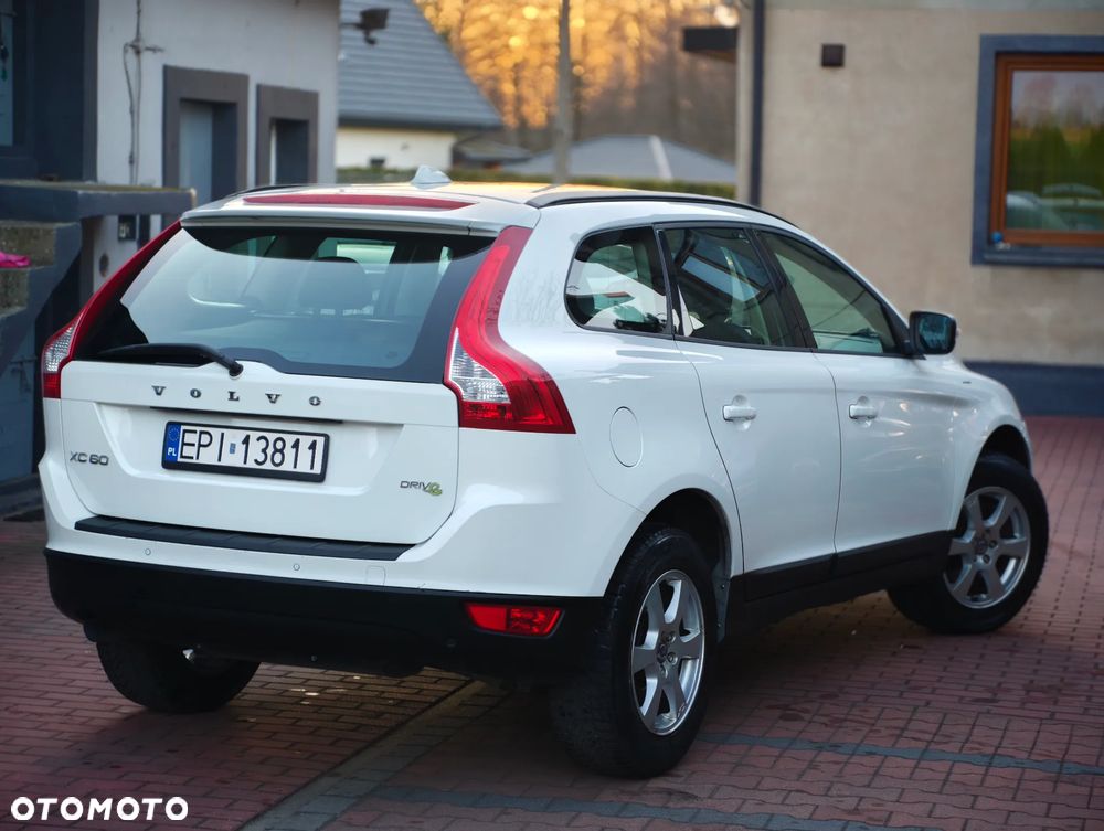 Volvo XC 60 D4 Kinetic - 24