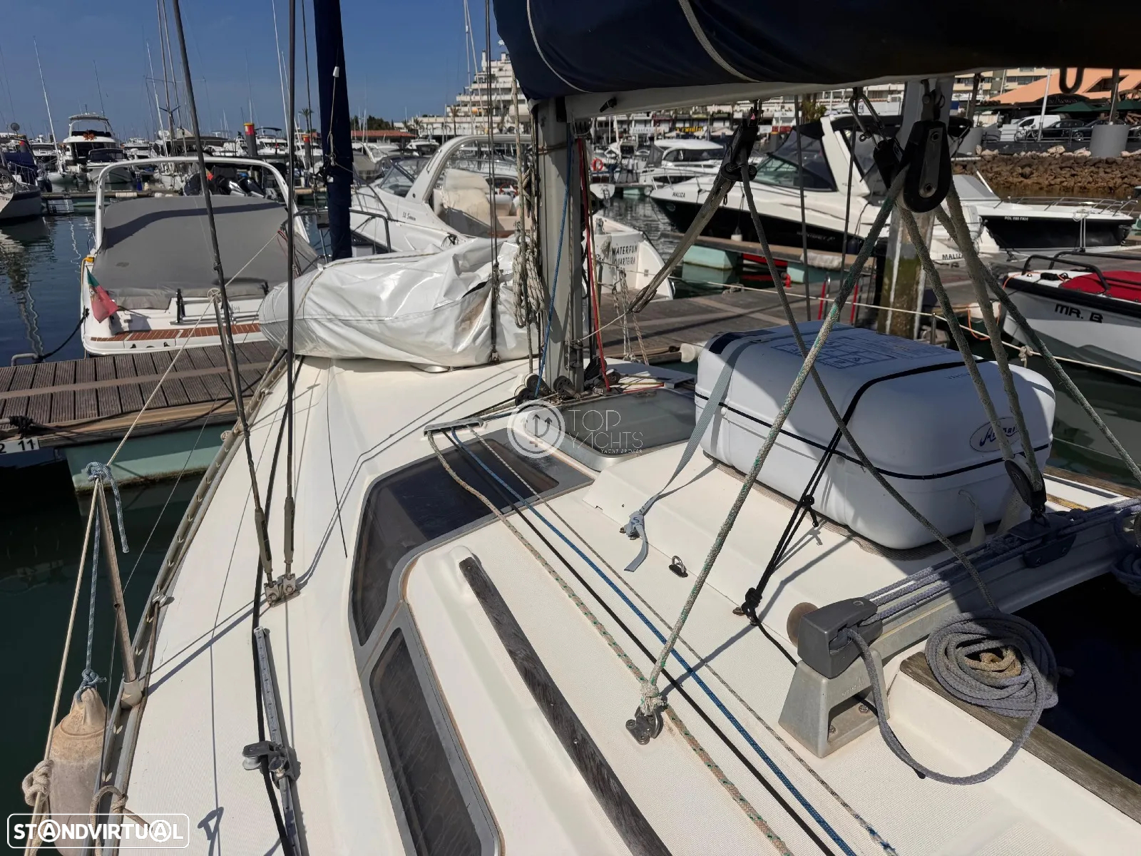 Beneteau Oceanis 320 - 29